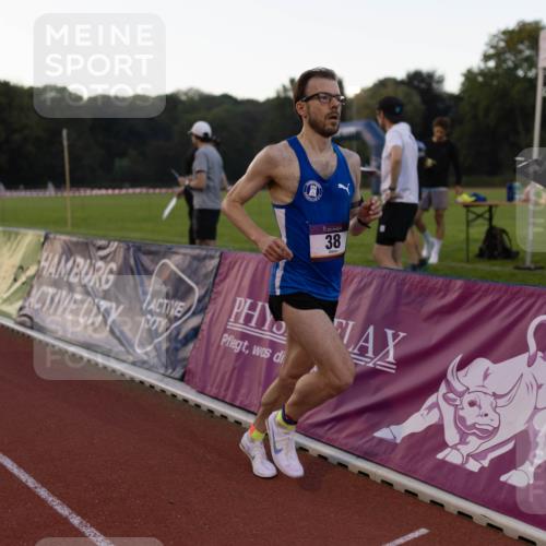 08.08.2026 - Nacht der Zehner Michael Strokosch http://msf.ph/oto/9930954 08.08.2026 20:50:39 Laufen 38 meine-sportfotos.de