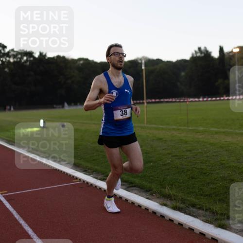 08.08.2026 - Nacht der Zehner Michael Strokosch http://msf.ph/oto/9930994 08.08.2026 20:52:04 Laufen 38 meine-sportfotos.de