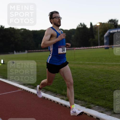 08.08.2026 - Nacht der Zehner Michael Strokosch http://msf.ph/oto/9930997 08.08.2026 20:52:05 Laufen 38 meine-sportfotos.de