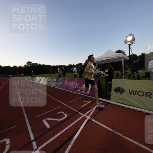 08.08.2026 - Nacht der Zehner Michael Strokosch http://msf.ph/oto/9931038 08.08.2026 20:55:23 Laufen 3, 2 meine-sportfotos.de