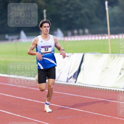 08.08.2026 - Nacht der Zehner Michael Strokosch http://msf.ph/oto/9931045 08.08.2026 20:55:49 Laufen 32 meine-sportfotos.de