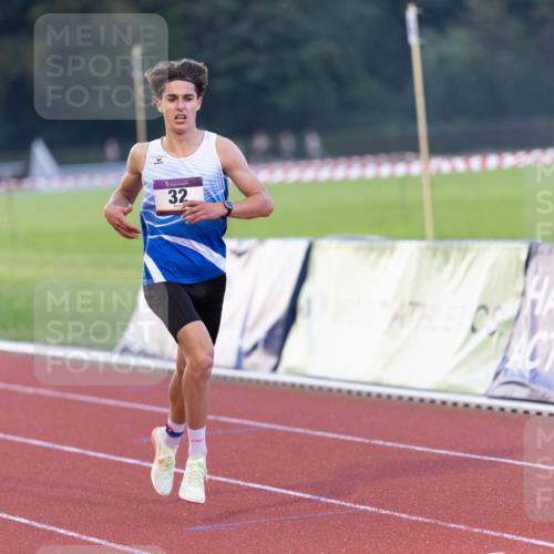 08.08.2026 - Nacht der Zehner Michael Strokosch http://msf.ph/oto/9931047 08.08.2026 20:55:49 Laufen 32 meine-sportfotos.de