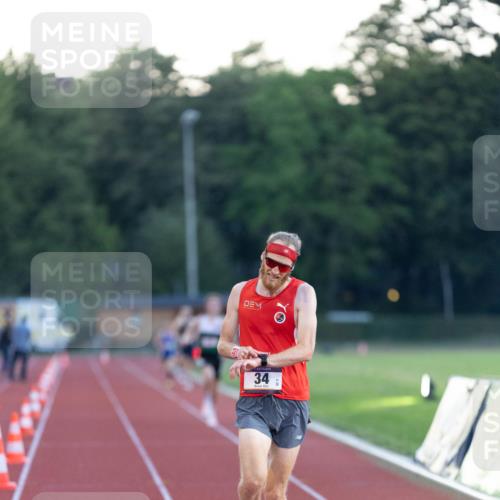 08.08.2026 - Nacht der Zehner Michael Strokosch http://msf.ph/oto/9931064 08.08.2026 20:56:10 Laufen 4, 34 meine-sportfotos.de