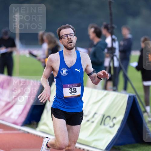08.08.2026 - Nacht der Zehner Michael Strokosch http://msf.ph/oto/9931107 08.08.2026 20:57:24 Laufen 38 meine-sportfotos.de
