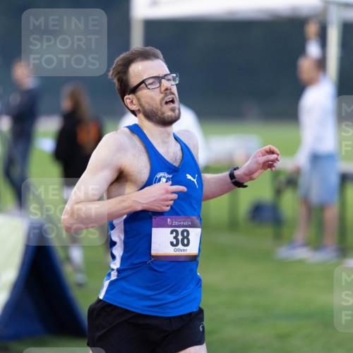 08.08.2026 - Nacht der Zehner Michael Strokosch http://msf.ph/oto/9931112 08.08.2026 20:57:25 Laufen 105, 10, 38 meine-sportfotos.de