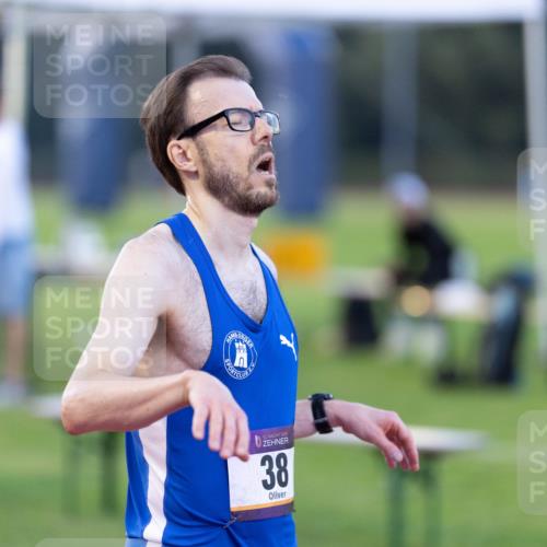 08.08.2026 - Nacht der Zehner Michael Strokosch http://msf.ph/oto/9931115 08.08.2026 20:57:25 Laufen 10, 38, 30, 11 meine-sportfotos.de