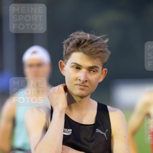 08.08.2026 - Nacht der Zehner Michael Strokosch http://msf.ph/oto/9931135 08.08.2026 21:16:22 Laufen 10, 10, 32 meine-sportfotos.de