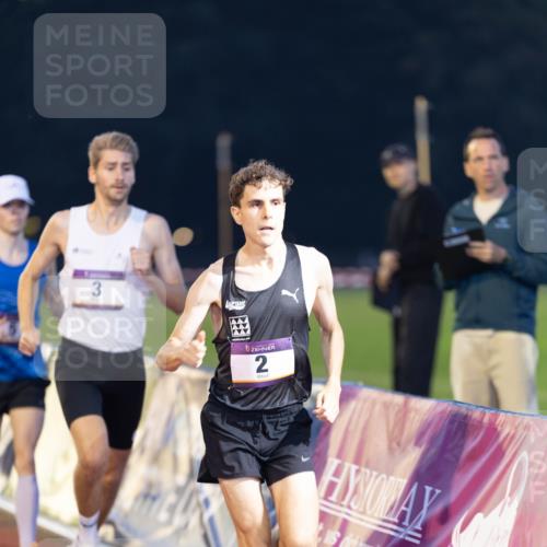 08.08.2026 - Nacht der Zehner Michael Strokosch http://msf.ph/oto/9931178 08.08.2026 21:19:38 Laufen 3, 2 meine-sportfotos.de