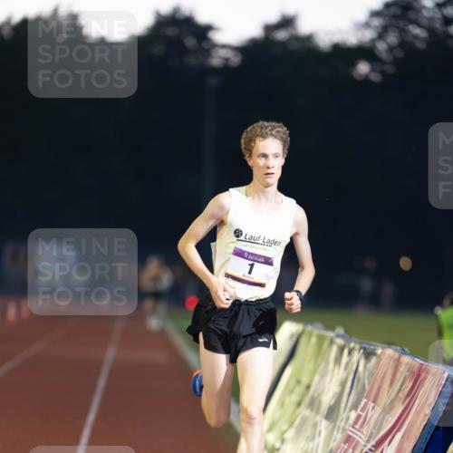 08.08.2026 - Nacht der Zehner Michael Strokosch http://msf.ph/oto/9931212 08.08.2026 21:21:54 Laufen 1 meine-sportfotos.de