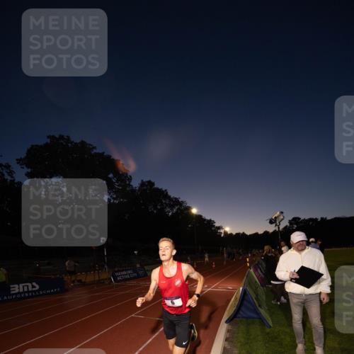 08.08.2026 - Nacht der Zehner Michael Strokosch http://msf.ph/oto/9931271 08.08.2026 21:33:06 Laufen 6 meine-sportfotos.de