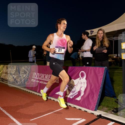 08.08.2026 - Nacht der Zehner Michael Strokosch http://msf.ph/oto/9931296 08.08.2026 21:36:30 Laufen 12, 21 meine-sportfotos.de