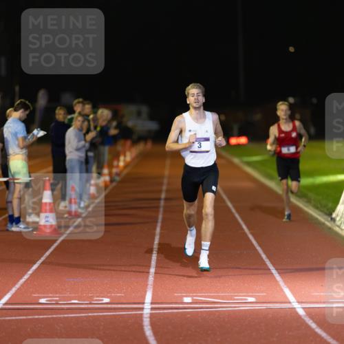 08.08.2026 - Nacht der Zehner Michael Strokosch http://msf.ph/oto/9931382 08.08.2026 21:50:01 Laufen 3 meine-sportfotos.de