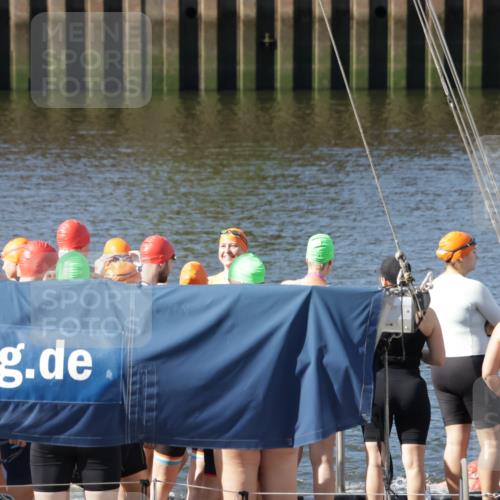 09.08.2026 - GEWOBA Citytriathlon Bremen Yannick Fuchs http://msf.ph/oto/9931424 09.08.2026 09:56:37 Schwimmen  meine-sportfotos.de