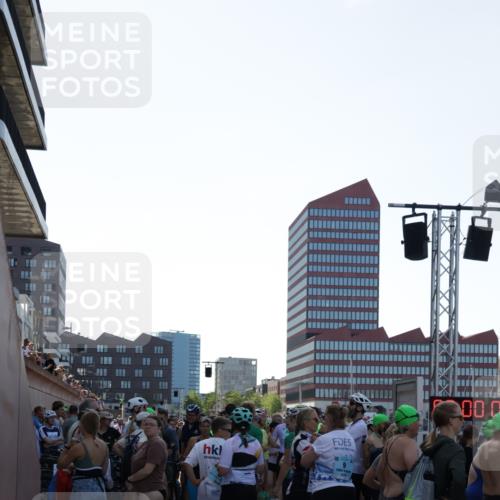 09.08.2026 - GEWOBA Citytriathlon Bremen Yannick Fuchs http://msf.ph/oto/9931432 09.08.2026 09:57:34 Schwimmen  meine-sportfotos.de