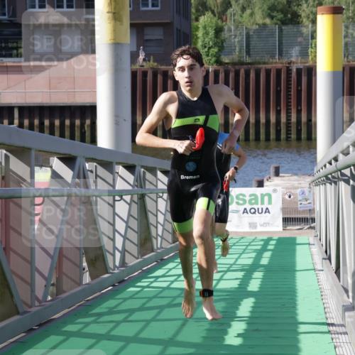 09.08.2026 - GEWOBA Citytriathlon Bremen Yannick Fuchs http://msf.ph/oto/9931451 09.08.2026 10:09:47 Schwimmen 280, 282, 285, 306 meine-sportfotos.de