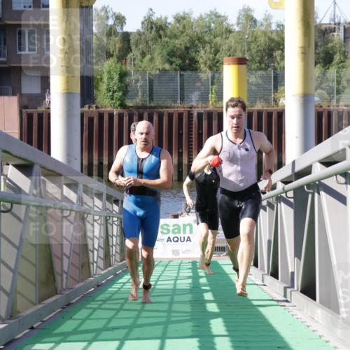 09.08.2026 - GEWOBA Citytriathlon Bremen Yannick Fuchs http://msf.ph/oto/9931521 09.08.2026 10:13:25 Schwimmen 284, 286, 310, 387, 393 meine-sportfotos.de