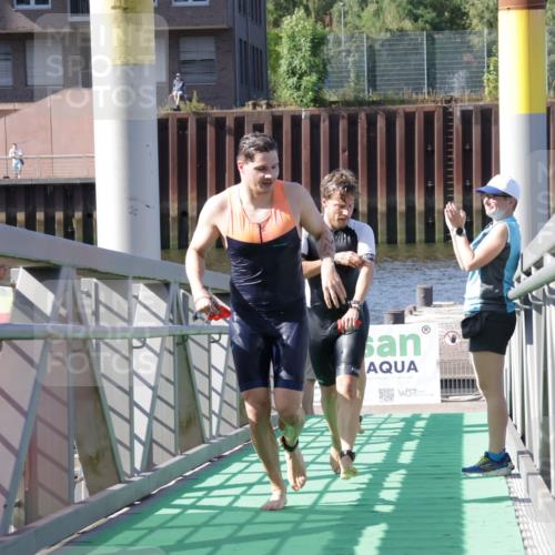 09.08.2026 - GEWOBA Citytriathlon Bremen Yannick Fuchs http://msf.ph/oto/9931539 09.08.2026 10:13:56 Schwimmen 323, 336, 348 meine-sportfotos.de