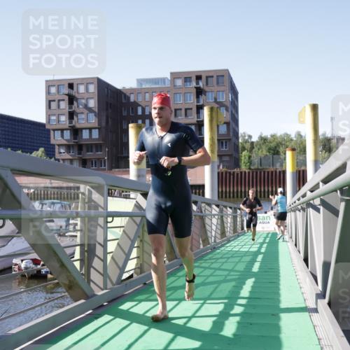 09.08.2026 - GEWOBA Citytriathlon Bremen Yannick Fuchs http://msf.ph/oto/9931552 09.08.2026 10:14:01 Schwimmen 291, 323, 336, 348 meine-sportfotos.de