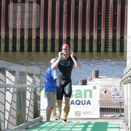 09.08.2026 - GEWOBA Citytriathlon Bremen Yannick Fuchs http://msf.ph/oto/9931575 09.08.2026 10:14:19 Schwimmen 291, 351 meine-sportfotos.de