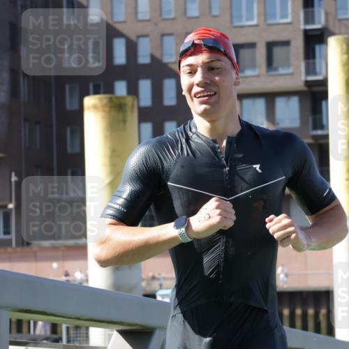 09.08.2026 - GEWOBA Citytriathlon Bremen Yannick Fuchs http://msf.ph/oto/9931597 09.08.2026 10:14:30 Schwimmen 301, 351, 358 meine-sportfotos.de