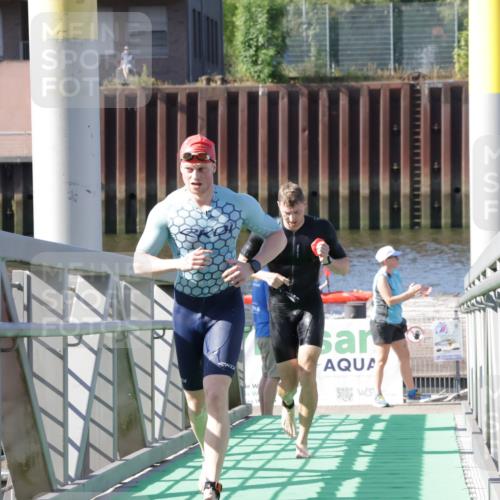 09.08.2026 - GEWOBA Citytriathlon Bremen Yannick Fuchs http://msf.ph/oto/9931602 09.08.2026 10:14:40 Schwimmen 301, 314, 322, 358 meine-sportfotos.de