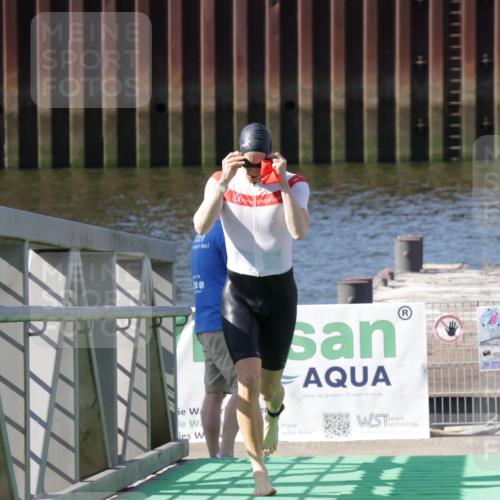 09.08.2026 - GEWOBA Citytriathlon Bremen Yannick Fuchs http://msf.ph/oto/9931619 09.08.2026 10:14:52 Schwimmen 314, 322, 345, 398 meine-sportfotos.de