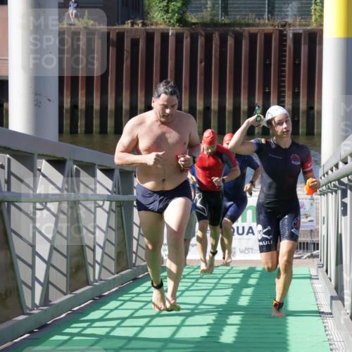 09.08.2026 - GEWOBA Citytriathlon Bremen Yannick Fuchs http://msf.ph/oto/9931638 09.08.2026 10:15:18 Schwimmen 372, 377, 394, 427 meine-sportfotos.de