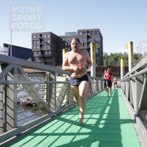 09.08.2026 - GEWOBA Citytriathlon Bremen Yannick Fuchs http://msf.ph/oto/9931645 09.08.2026 10:15:22 Schwimmen 376, 377, 383, 394, 427 meine-sportfotos.de