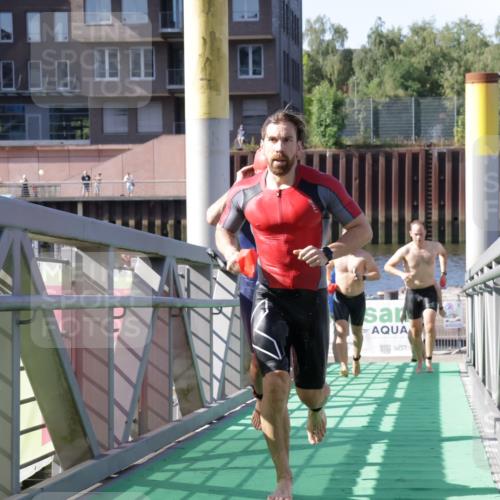 09.08.2026 - GEWOBA Citytriathlon Bremen Yannick Fuchs http://msf.ph/oto/9931649 09.08.2026 10:15:23 Schwimmen 329, 376, 377, 383, 394, 427 meine-sportfotos.de