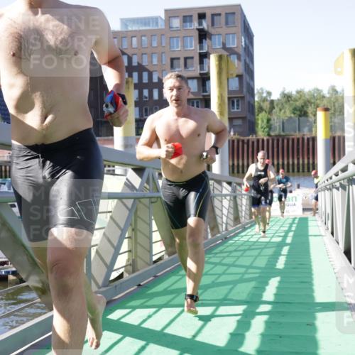 09.08.2026 - GEWOBA Citytriathlon Bremen Yannick Fuchs http://msf.ph/oto/9931665 09.08.2026 10:15:28 Schwimmen 296, 329, 376, 377, 383, 394, 400, 427 meine-sportfotos.de