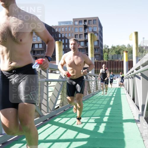 09.08.2026 - GEWOBA Citytriathlon Bremen Yannick Fuchs http://msf.ph/oto/9931666 09.08.2026 10:15:29 Schwimmen 296, 329, 376, 377, 383, 394, 400, 427 meine-sportfotos.de
