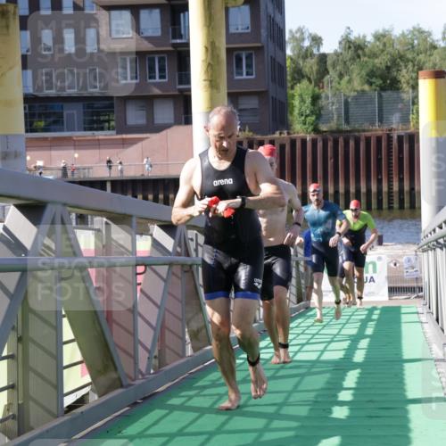 09.08.2026 - GEWOBA Citytriathlon Bremen Yannick Fuchs http://msf.ph/oto/9931671 09.08.2026 10:15:30 Schwimmen 296, 329, 360, 376, 377, 383, 394, 400, 427 meine-sportfotos.de