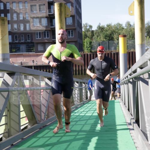 09.08.2026 - GEWOBA Citytriathlon Bremen Yannick Fuchs http://msf.ph/oto/9931686 09.08.2026 10:15:37 Schwimmen 293, 296, 329, 339, 360, 376, 377, 383, 400, 427 meine-sportfotos.de