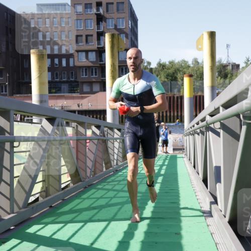 09.08.2026 - GEWOBA Citytriathlon Bremen Yannick Fuchs http://msf.ph/oto/9931709 09.08.2026 10:15:57 Schwimmen 290, 342, 389, 402 meine-sportfotos.de