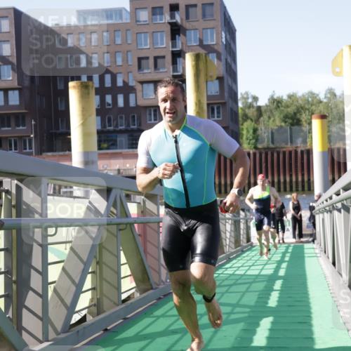09.08.2026 - GEWOBA Citytriathlon Bremen Yannick Fuchs http://msf.ph/oto/9931751 09.08.2026 10:16:32 Schwimmen 315, 321, 338, 362, 368, 375, 416 meine-sportfotos.de