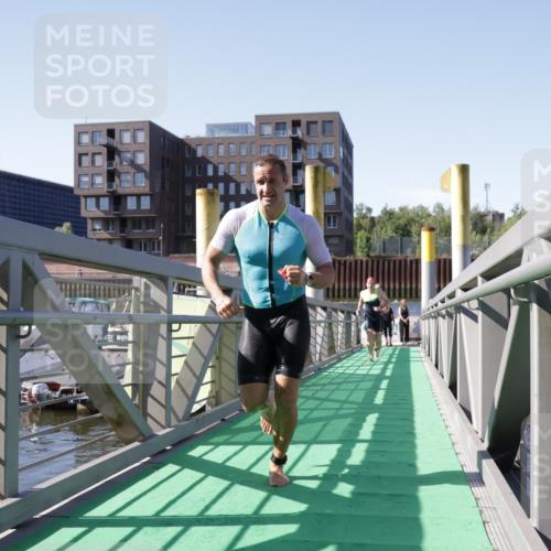 09.08.2026 - GEWOBA Citytriathlon Bremen Yannick Fuchs http://msf.ph/oto/9931754 09.08.2026 10:16:32 Schwimmen 315, 321, 338, 362, 368, 375, 416 meine-sportfotos.de
