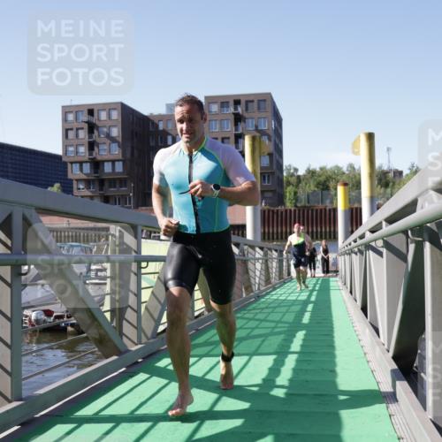09.08.2026 - GEWOBA Citytriathlon Bremen Yannick Fuchs http://msf.ph/oto/9931756 09.08.2026 10:16:32 Schwimmen 315, 321, 338, 362, 368, 375, 416 meine-sportfotos.de