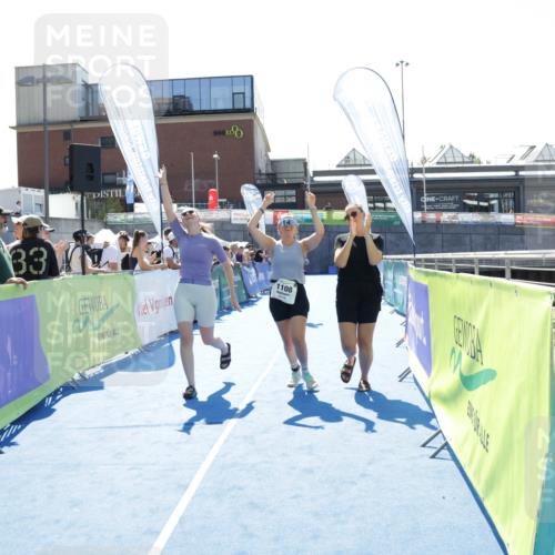 09.08.2026 - GEWOBA Citytriathlon Bremen Yannick Fuchs http://msf.ph/oto/9931780 09.08.2026 14:33:19 Ziel 997, 1108 meine-sportfotos.de
