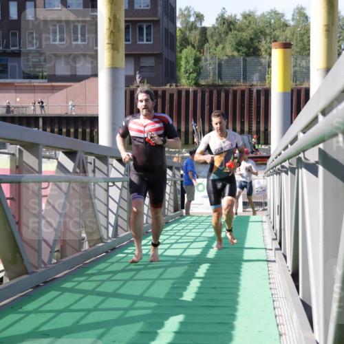 09.08.2026 - GEWOBA Citytriathlon Bremen Yannick Fuchs http://msf.ph/oto/9931804 09.08.2026 10:17:10 Schwimmen 295, 319, 327, 364, 369, 378, 392, 403, 447, 463 meine-sportfotos.de