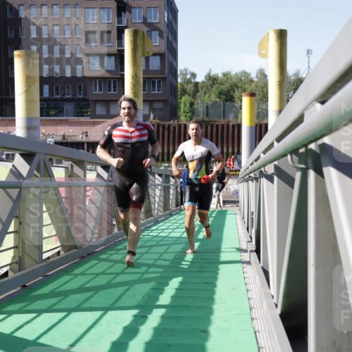 09.08.2026 - GEWOBA Citytriathlon Bremen Yannick Fuchs http://msf.ph/oto/9931805 09.08.2026 10:17:11 Schwimmen 295, 319, 327, 364, 369, 378, 392, 403, 463 meine-sportfotos.de