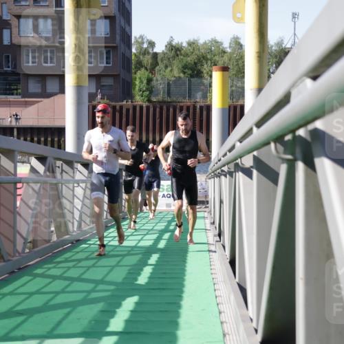 09.08.2026 - GEWOBA Citytriathlon Bremen Yannick Fuchs http://msf.ph/oto/9931814 09.08.2026 10:17:16 Schwimmen 295, 312, 319, 327, 332, 352, 356, 359, 364, 378, 392, 403 meine-sportfotos.de