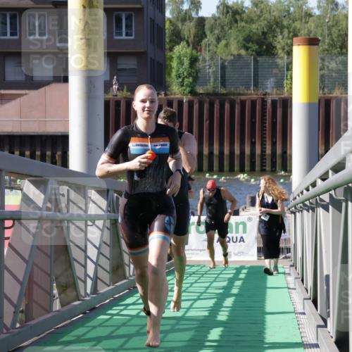 09.08.2026 - GEWOBA Citytriathlon Bremen Yannick Fuchs http://msf.ph/oto/9931847 09.08.2026 10:17:36 Schwimmen 289, 312, 340, 363, 379, 395, 397, 437, 502, 523 meine-sportfotos.de