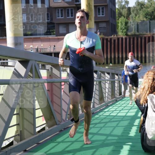 09.08.2026 - GEWOBA Citytriathlon Bremen Yannick Fuchs http://msf.ph/oto/9931858 09.08.2026 10:18:17 Schwimmen 288, 303, 317, 337, 350, 388, 478 meine-sportfotos.de