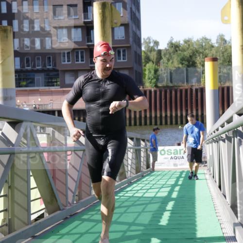 09.08.2026 - GEWOBA Citytriathlon Bremen Yannick Fuchs http://msf.ph/oto/9931861 09.08.2026 10:18:24 Schwimmen 288, 317, 320, 337, 350, 478 meine-sportfotos.de