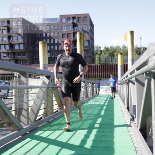 09.08.2026 - GEWOBA Citytriathlon Bremen Yannick Fuchs http://msf.ph/oto/9931863 09.08.2026 10:18:24 Schwimmen 288, 317, 320, 337, 350, 478 meine-sportfotos.de