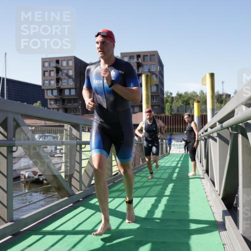 09.08.2026 - GEWOBA Citytriathlon Bremen Yannick Fuchs http://msf.ph/oto/9931871 09.08.2026 10:18:37 Schwimmen 311, 317, 320, 334, 337, 355 meine-sportfotos.de