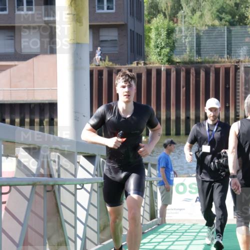 09.08.2026 - GEWOBA Citytriathlon Bremen Yannick Fuchs http://msf.ph/oto/9931879 09.08.2026 10:18:44 Schwimmen 294, 311, 334, 355 meine-sportfotos.de