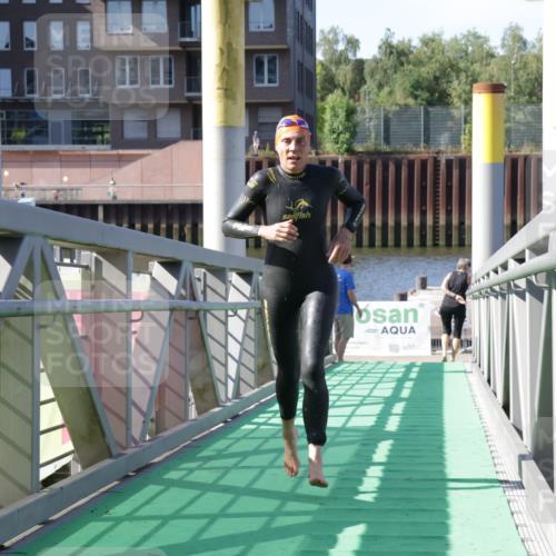 09.08.2026 - GEWOBA Citytriathlon Bremen Yannick Fuchs http://msf.ph/oto/9931897 09.08.2026 10:19:07 Schwimmen 299, 304, 328, 406, 408, 465, 479, 516 meine-sportfotos.de