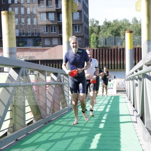 09.08.2026 - GEWOBA Citytriathlon Bremen Yannick Fuchs http://msf.ph/oto/9931916 09.08.2026 10:19:20 Schwimmen 366, 374, 382, 516, 519, 520 meine-sportfotos.de