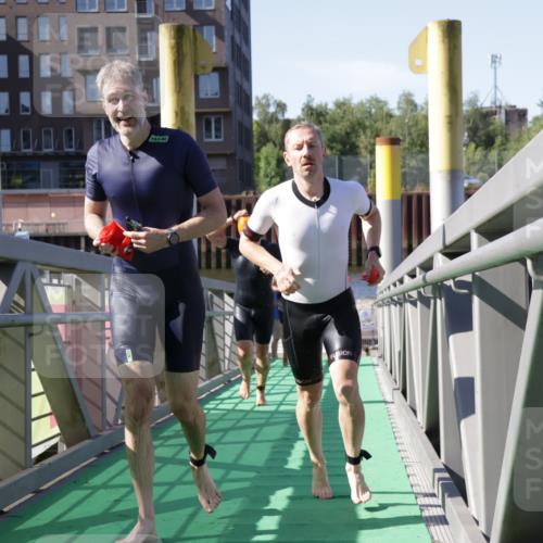 09.08.2026 - GEWOBA Citytriathlon Bremen Yannick Fuchs http://msf.ph/oto/9931918 09.08.2026 10:19:21 Schwimmen 353, 366, 374, 382, 516, 519, 520 meine-sportfotos.de
